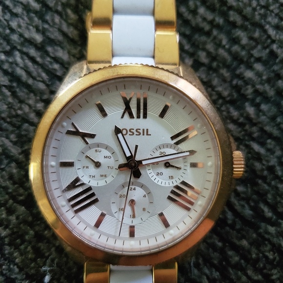 Fossil rose gold and white cecile watch